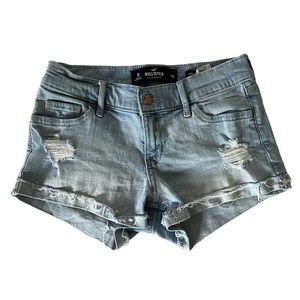 Hollister Low Rise Jean Shorts Women’s Size W24/0 Light Wash